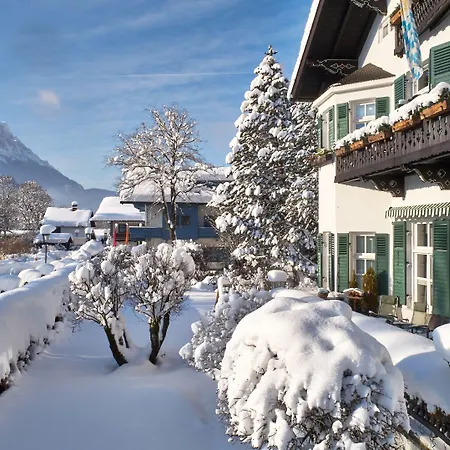 Hotel Aschenbrenner 3*