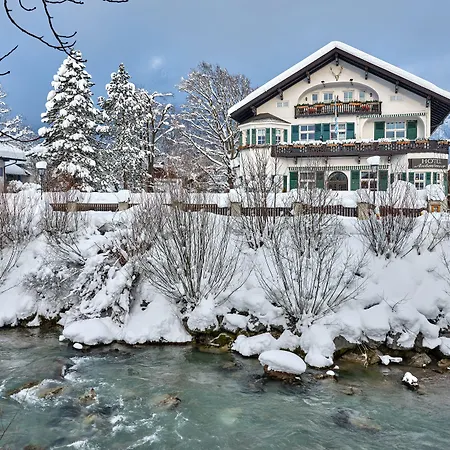 فندق أشنبرينر جارمش بارتنكيرشن