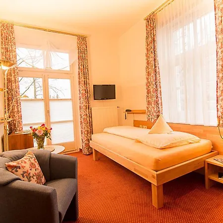 Aschenbrenner 3*